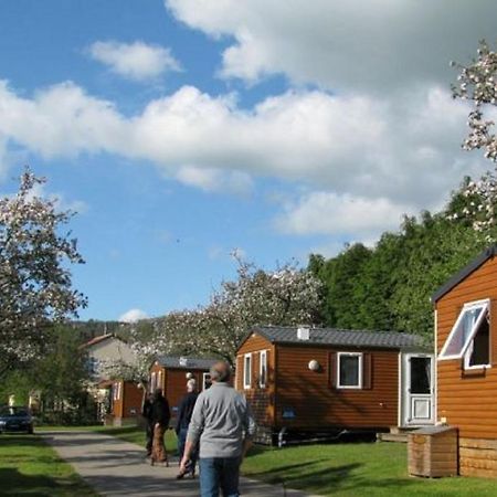 فندق Camping Des Rochers Des Parcs Clécy المظهر الخارجي الصورة