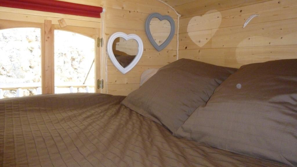 فندق Camping Des Rochers Des Parcs Clécy المظهر الخارجي الصورة
