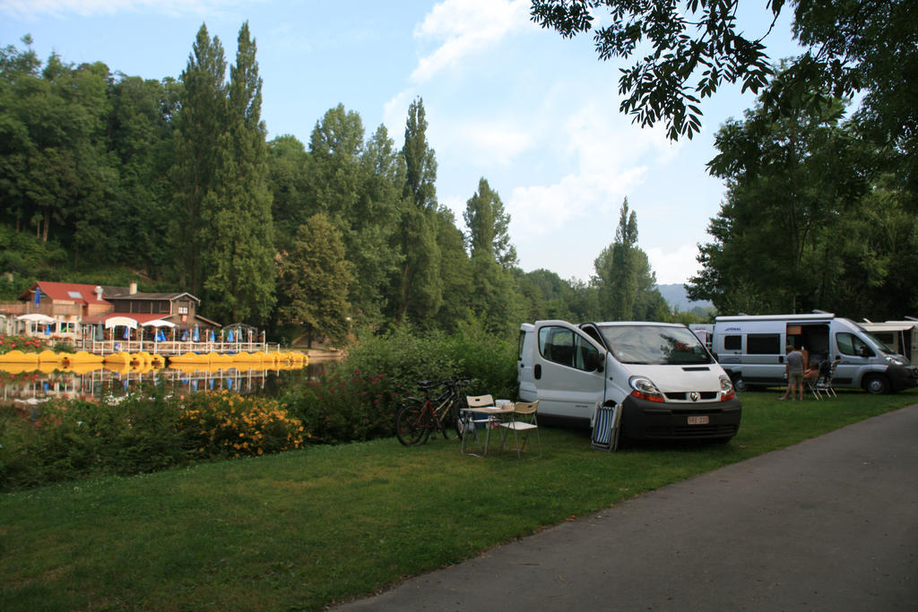 فندق Camping Des Rochers Des Parcs Clécy المظهر الخارجي الصورة