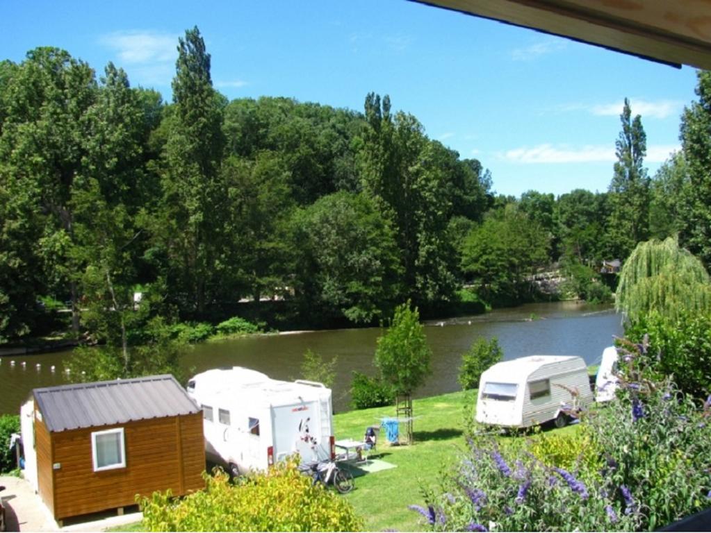 فندق Camping Des Rochers Des Parcs Clécy المظهر الخارجي الصورة