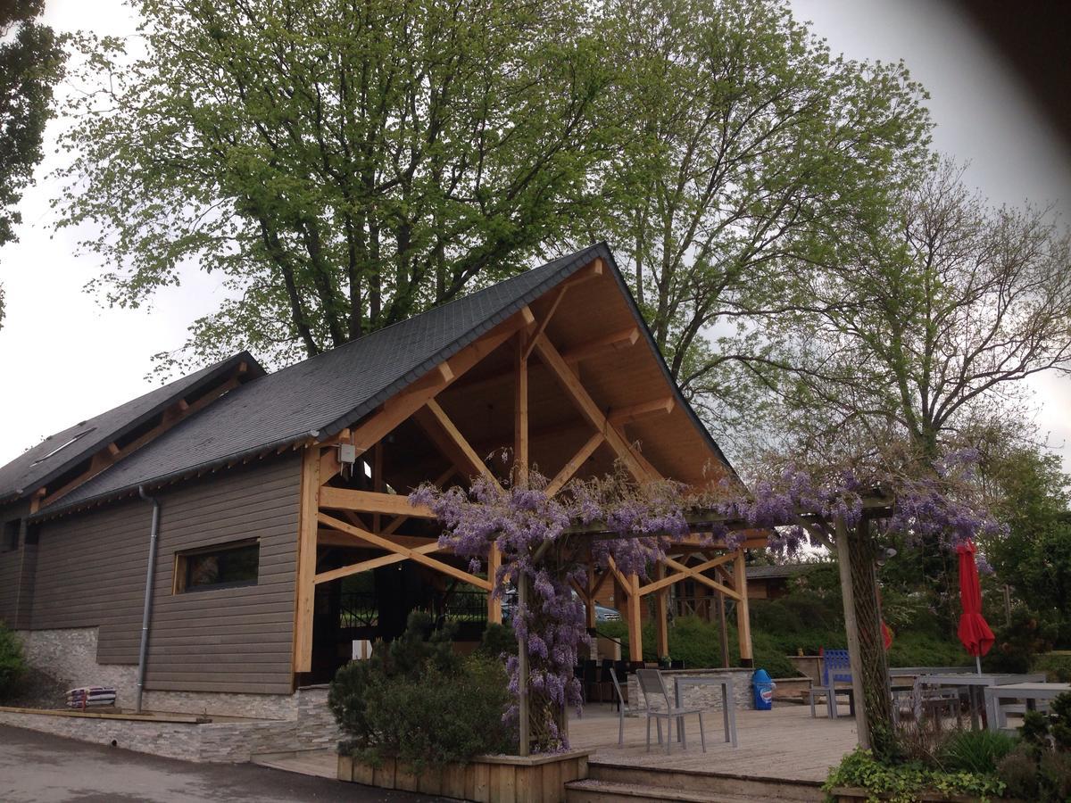 فندق Camping Des Rochers Des Parcs Clécy المظهر الخارجي الصورة