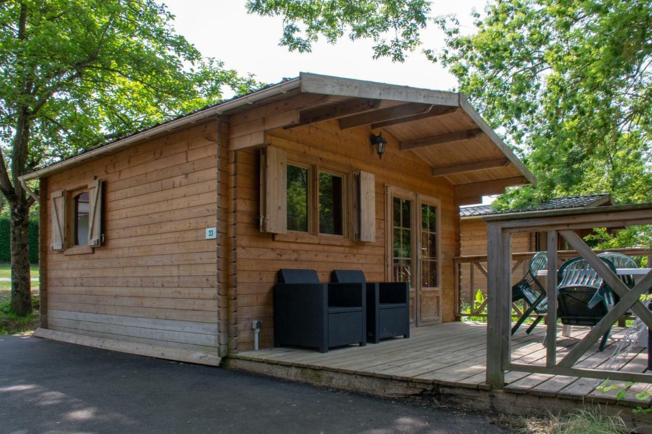 فندق Camping Des Rochers Des Parcs Clécy المظهر الخارجي الصورة